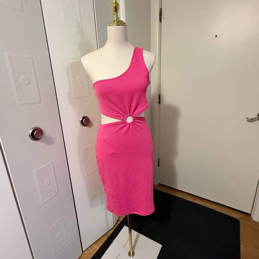 Love J Pink Dress Asymmetrical Dress - Picture 3 of 5